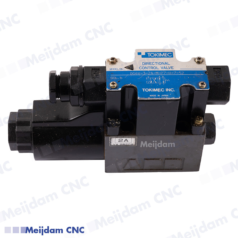 Tokimec DG4V-3-2A-M-P7-H-7-52 Hydraulic Solenoid Valve