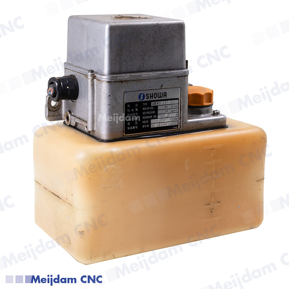 SHOWA LCB-4 Lubrication Pump Unit 0.1L/min 200V 4L Tank CNC Oiler
